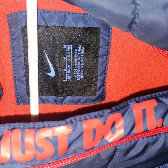 Nike Puffer Coat - Picture 4 of 5